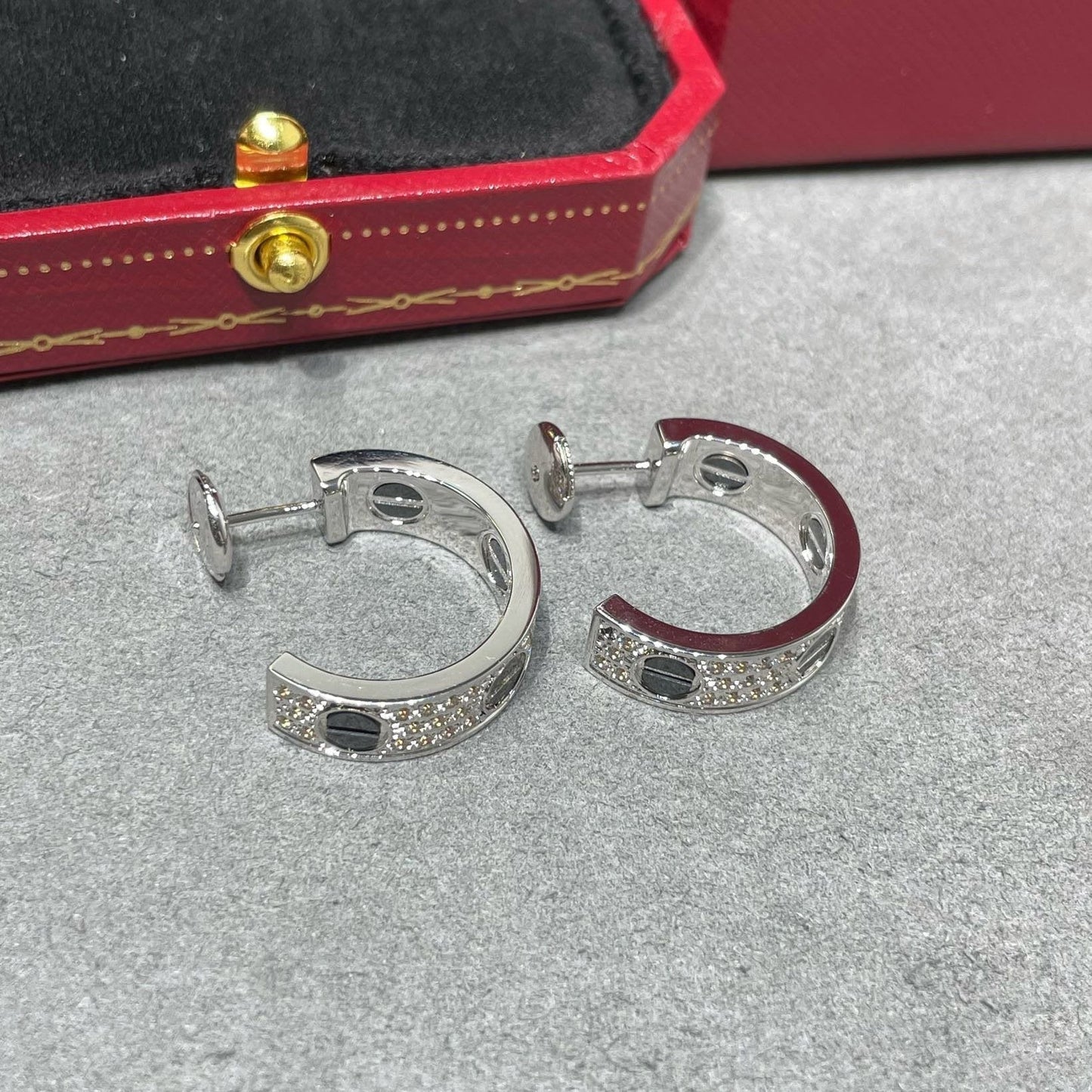 [ElanLuxe Jewelry]LOVE CERAMIC DIAMOND PAVED SILVER EARRINGS