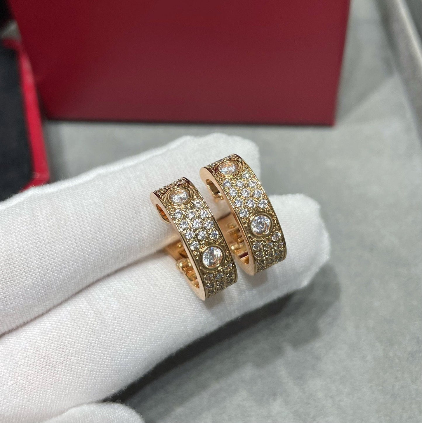 [ElanLuxe Jewelry]LOVE 5.5MM DIAMOND PAVED EARRINGS