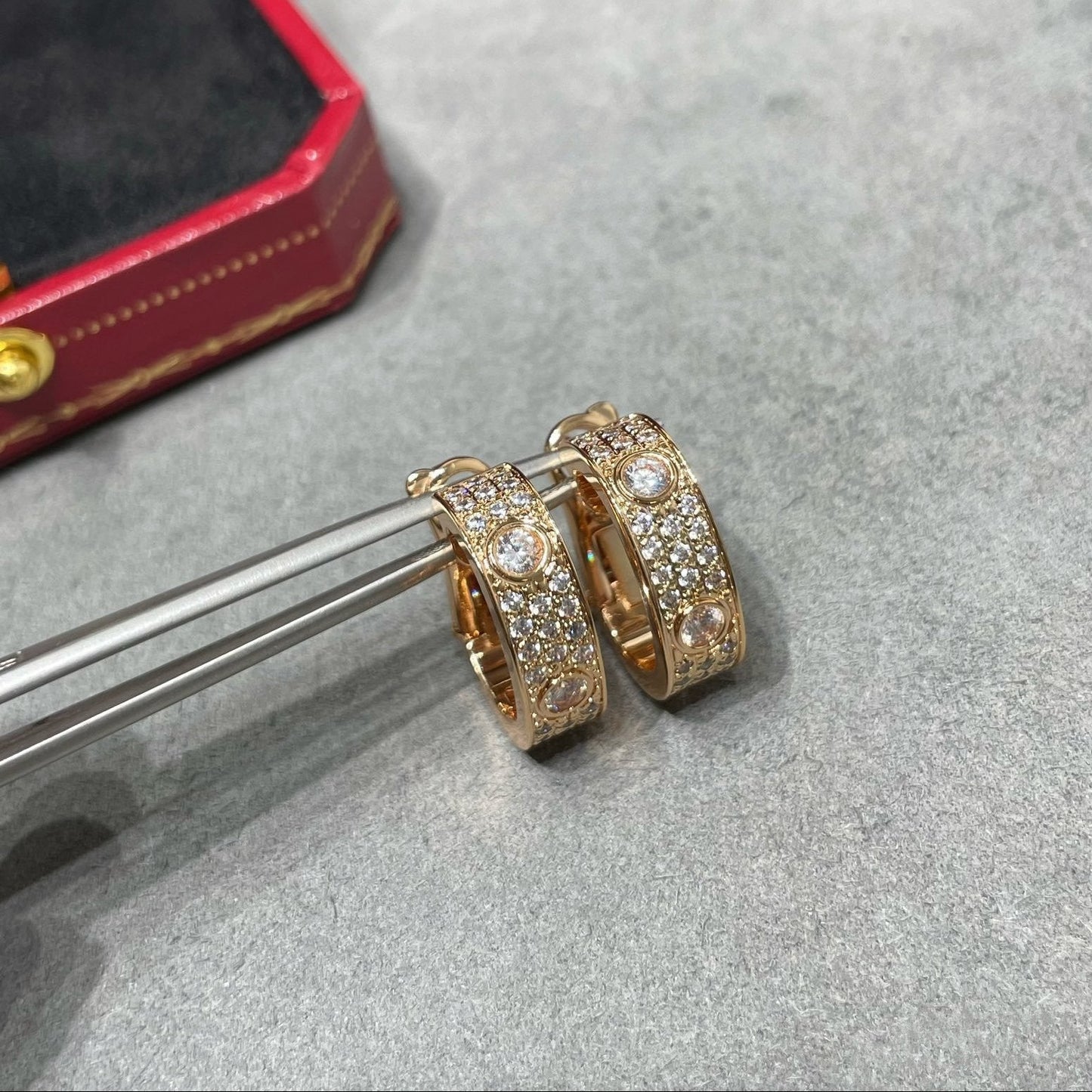 [ElanLuxe Jewelry]LOVE 5.5MM DIAMOND PAVED EARRINGS