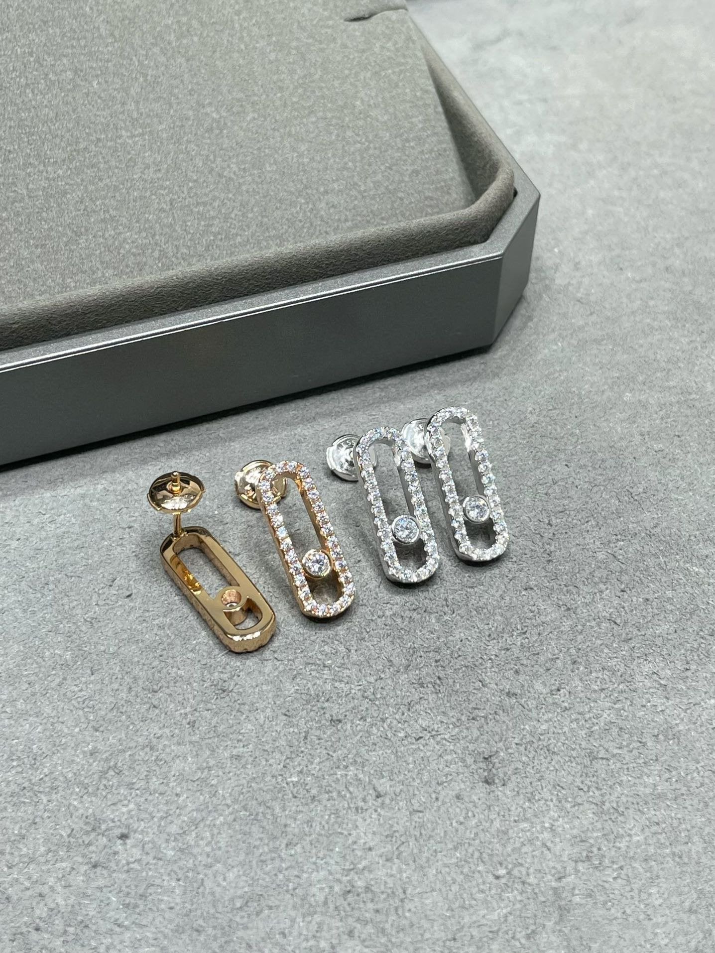 [ElanLuxe Jewelry]MOVE UNO STUD DIAMOND PAVED EARRINGS