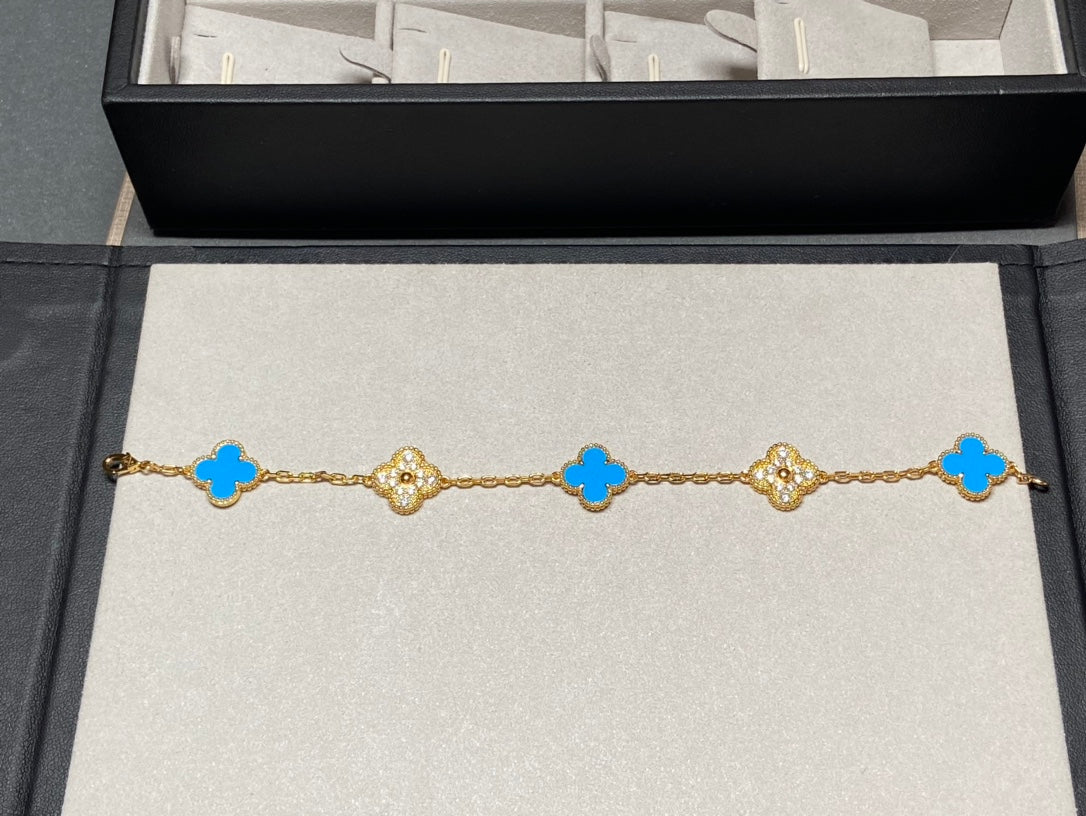 [ElanLuxe Jewelry]CLOVER 5 MOTIF BLUE CHALCEDONY DIAMOND GOLD BRACELET