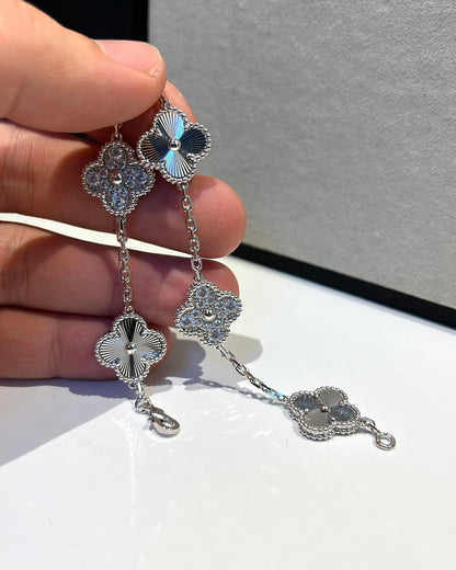 [ElanLuxe Jewelry]CLOVER 5 MOTIF SILVER DIAMOND BRACELET