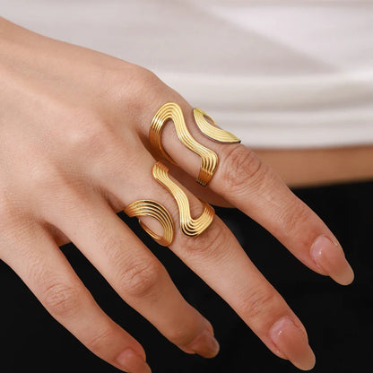 [ElanLuxe]Vivi Twisted Band Gold Ring