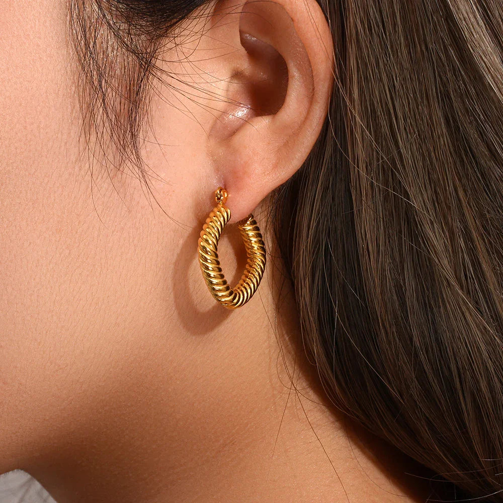 [ElanLuxe]Emani Twist Square Earrings