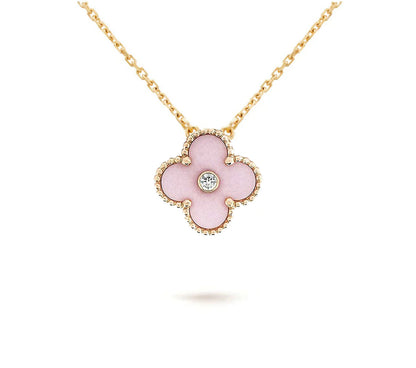 [ElanLuxe Jewelry]CLOVER 15MM CHRISTMAS LIMITED EDITION SINGLE FLOWER NECKLACE