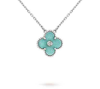[ElanLuxe Jewelry]CLOVER 15MM CHRISTMAS LIMITED EDITION SINGLE FLOWER NECKLACE