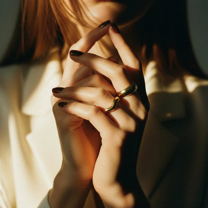[ElanLuxe]Lunaria Gold Wave Ring