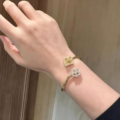 [ElanLuxe Jewelry JEWELRY] OPERA TULLE  GOLD BRACELET WITH ENAMEL BACKGROUND