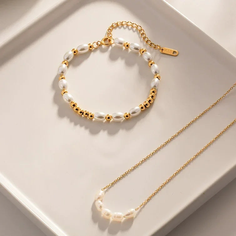 [ElanLuxe]Wynn Freshwater Pearl Bracelet