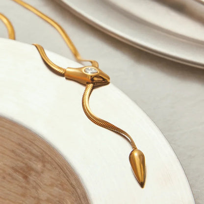 [ElanLuxe]Zarelle Gold Serpentine Pendant