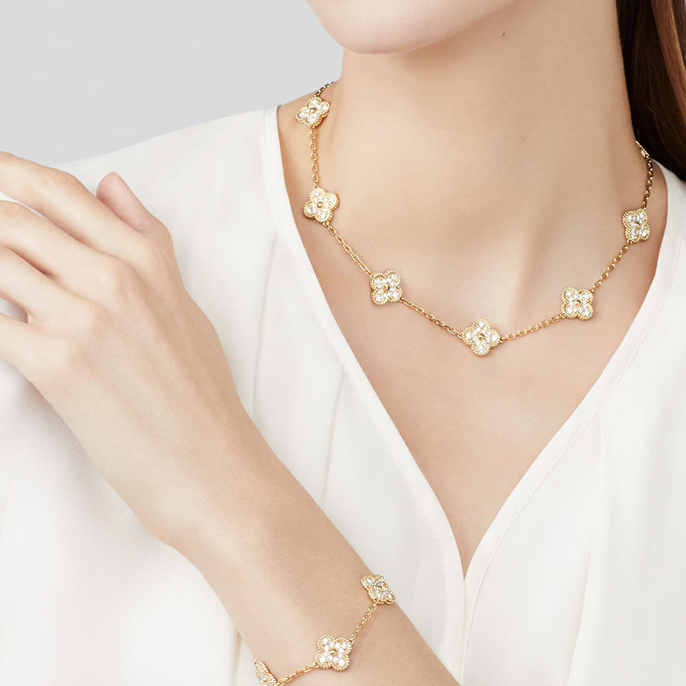[ElanLuxe Jewelry]CLOVER 10 MOTIFS DIAMOND NECKLACE