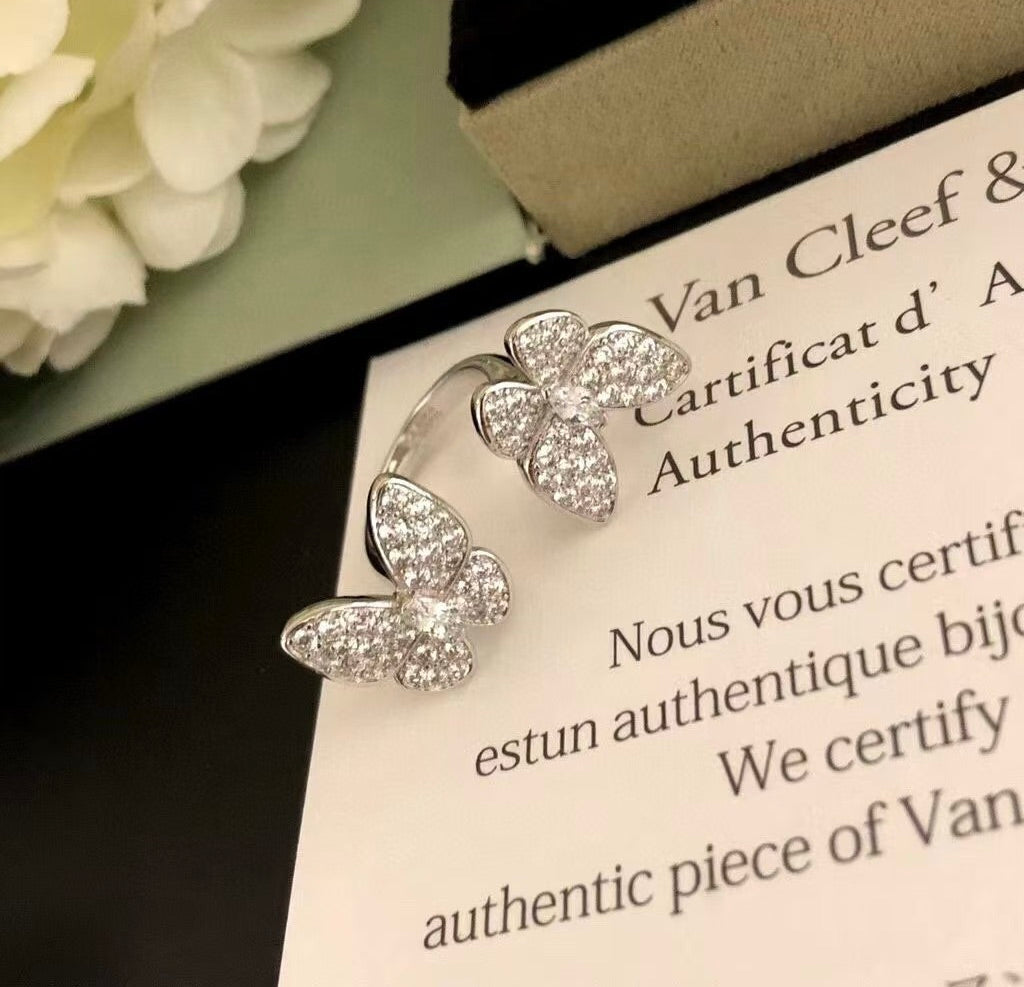 [ElanLuxe Jewelry]TWIN SILVER BUTTERFLY DIAMOND RING