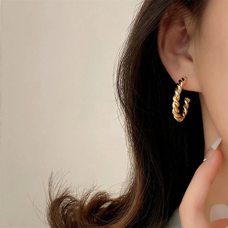 [ElanLuxe]Gigi Twist Gold Earrings
