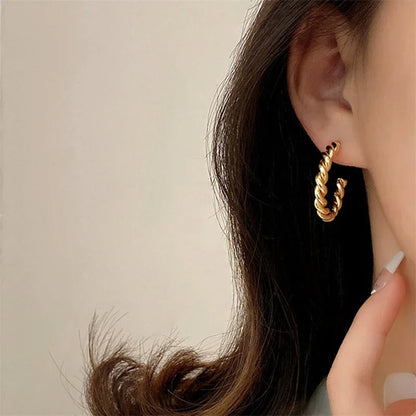 [ElanLuxe]Gigi Twist Gold Earrings