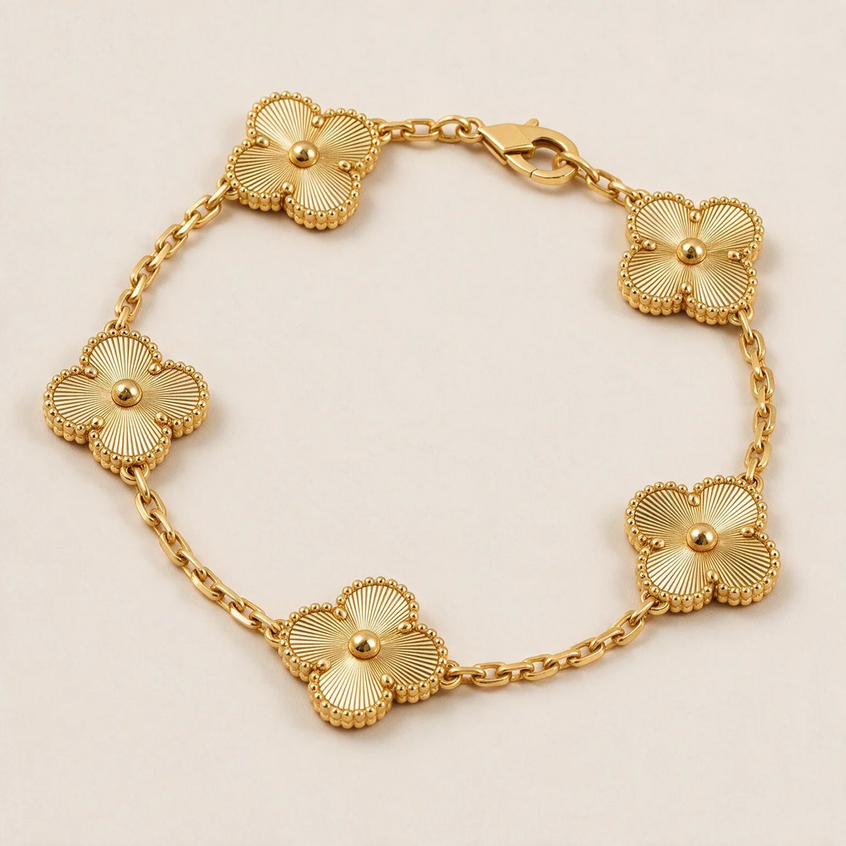 [ElanLuxe Jewelry] Clover & Love & Juste 3-Piece Gold Bracelet Stack Set