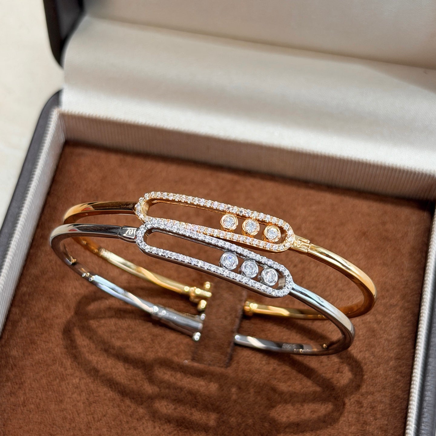 [ElanLuxe Jewelry]Move Pav茅 Diamond Bangle Bracelet M