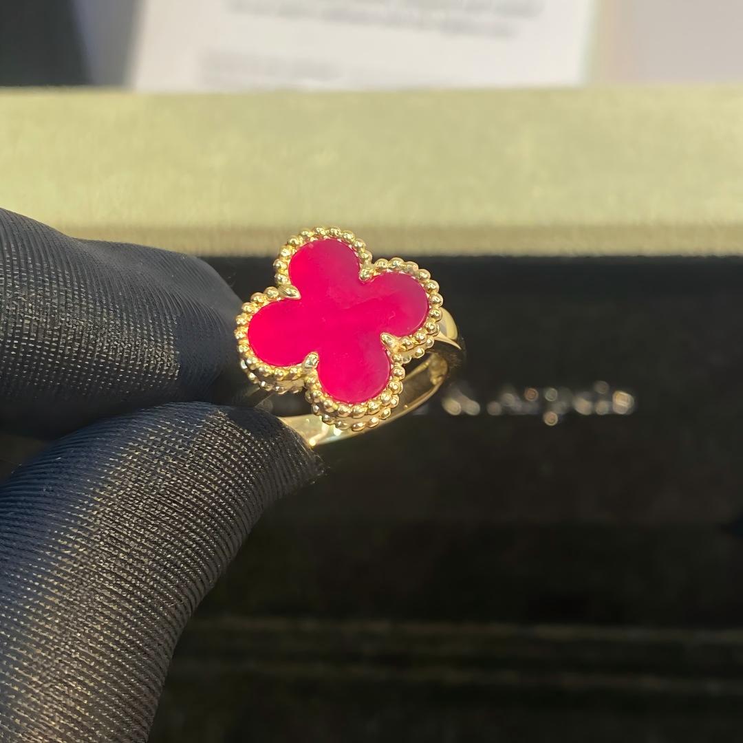 [ElanLuxe Jewelry]NEW CLOVER PINK ENAMEL RINGS