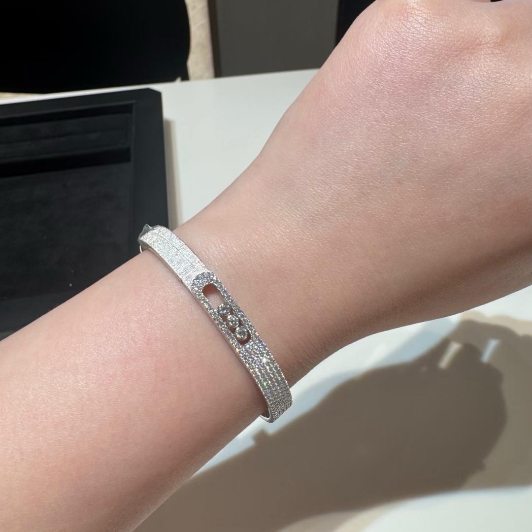 [ElanLuxe Jewelry]Move Noa Cisel茅 half pav茅 bangle