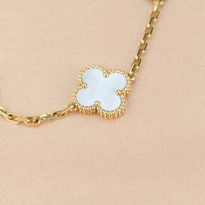 [ElanLuxe Jewelry]CLOVER  5 MOTIF WHITE MOP BRACELET