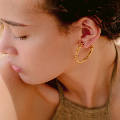 [ElanLuxe]Gigi Twist Gold Earrings