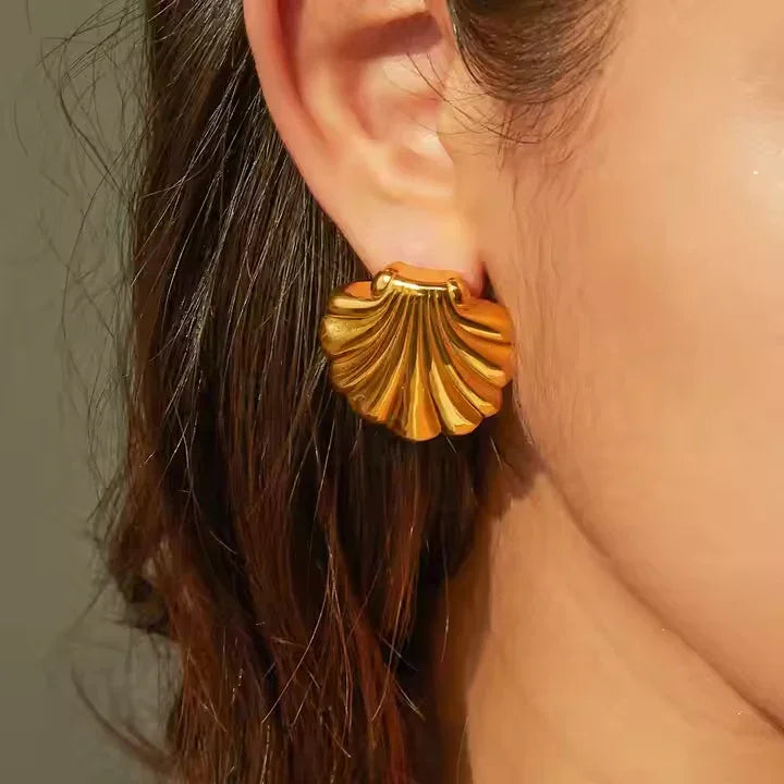 [ElanLuxe]Bayside Gold Seashell Earrings