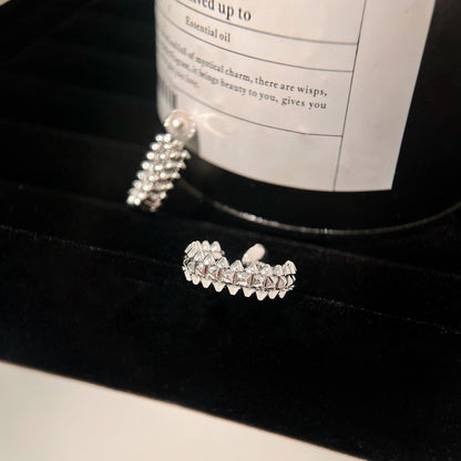 [ElanLuxe Jewelry]CLASH SMALL HOOP EARRINGS