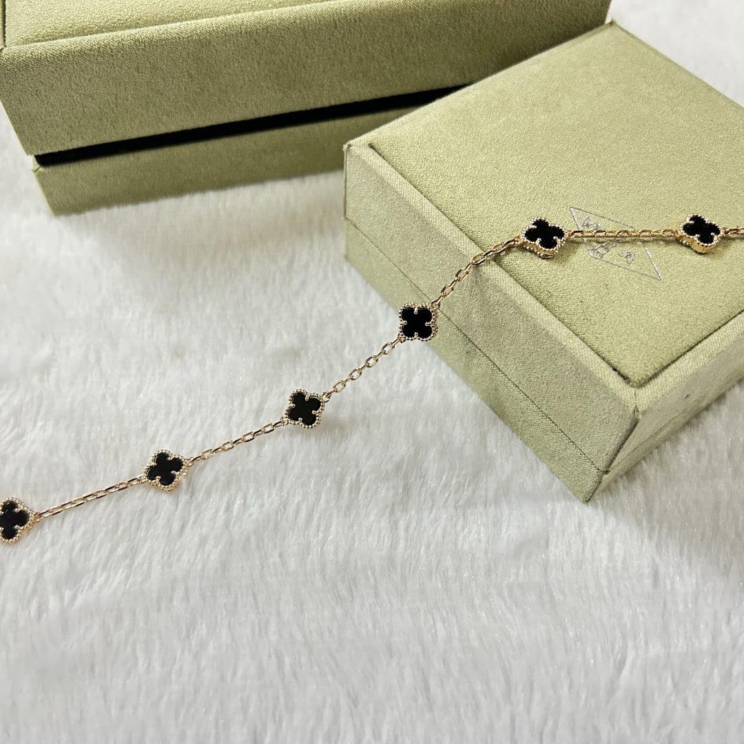 [ElanLuxe Jewelry]CLOVER 6 MOTIF  ONYXS BRACELET