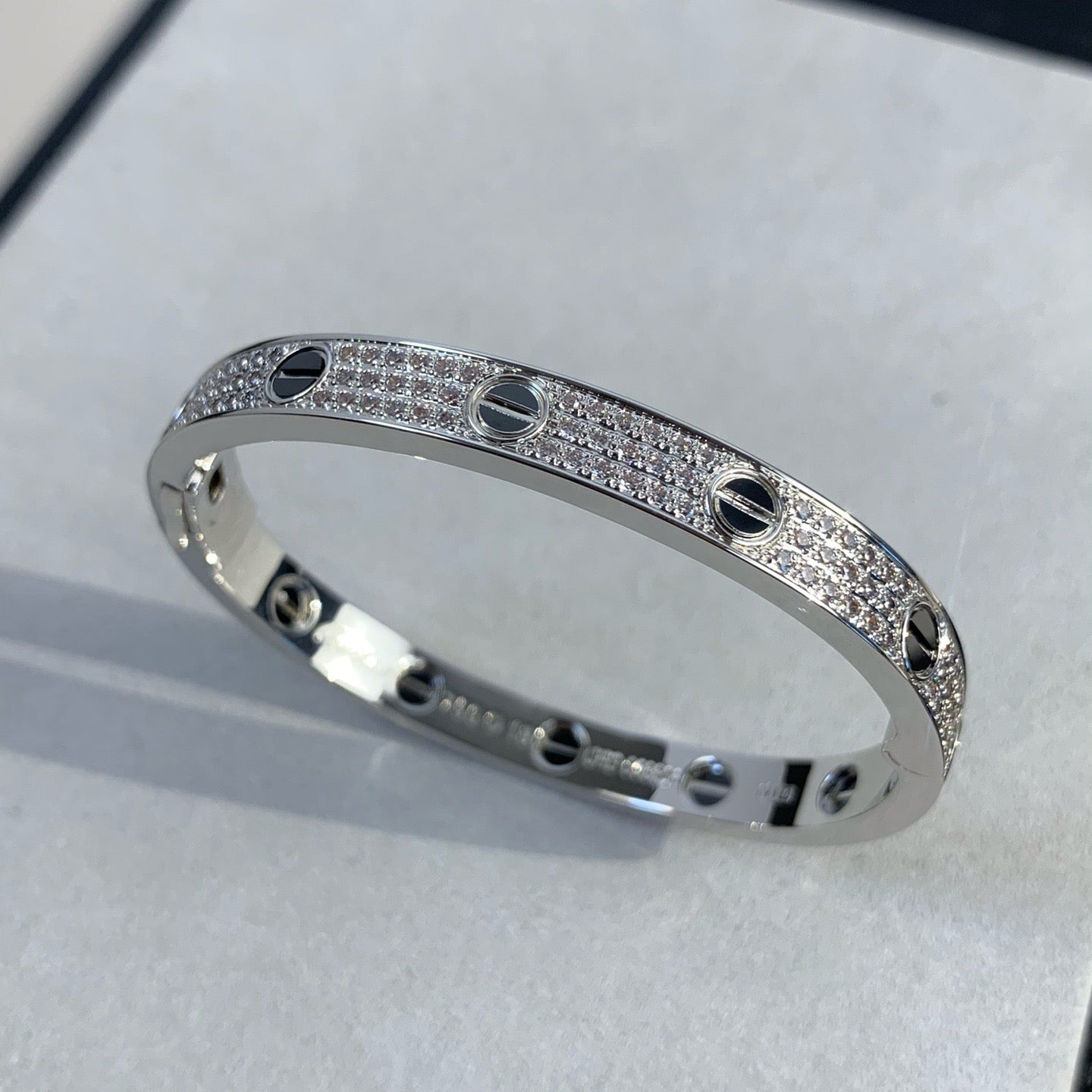 [ElanLuxe Jewelry]LOVE BRACELET 6.1MM DIAMOND-PAVED CERAMIC