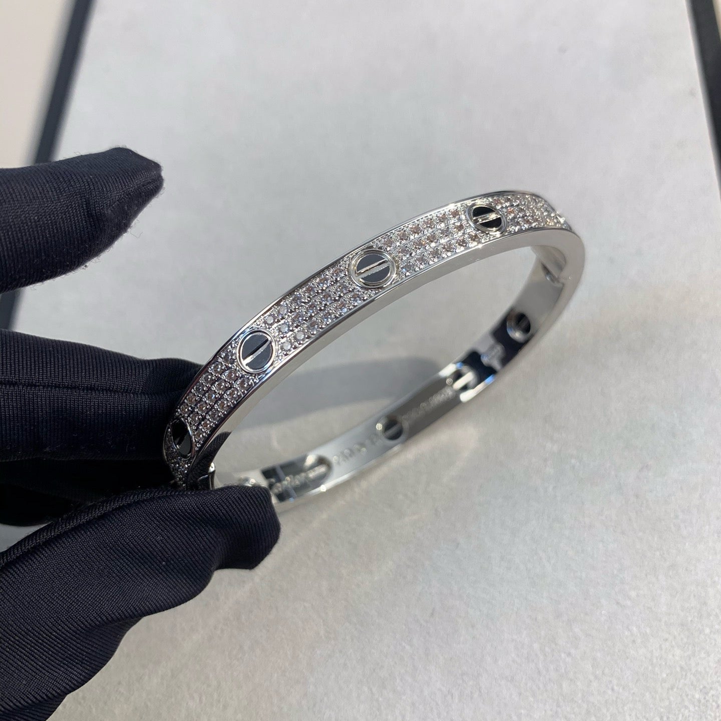 [ElanLuxe Jewelry]LOVE BRACELET 6.1MM DIAMOND-PAVED CERAMIC