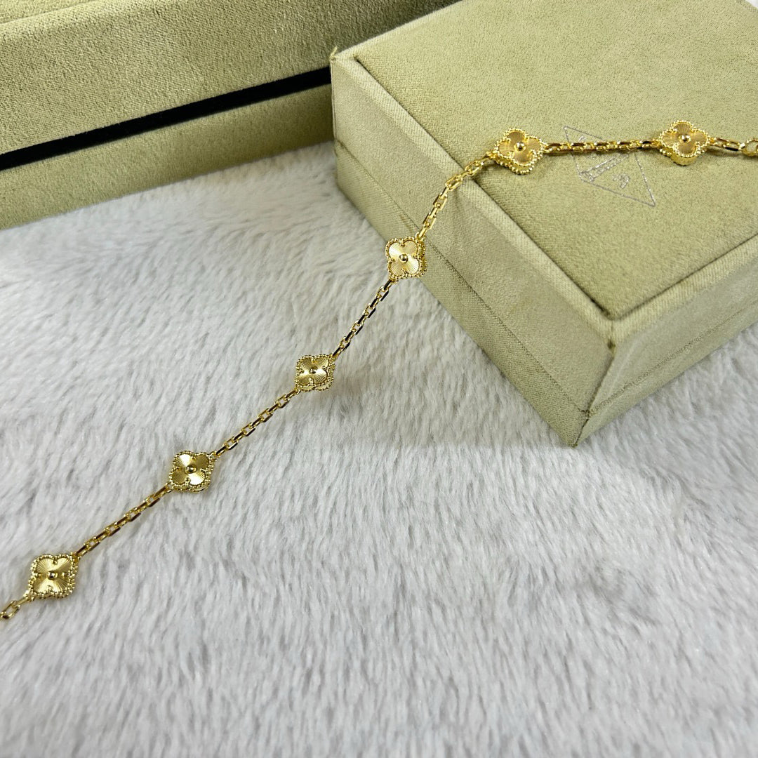 [ElanLuxe Jewelry]CLOVER 6 MOTIF DIAMOND BRACELET