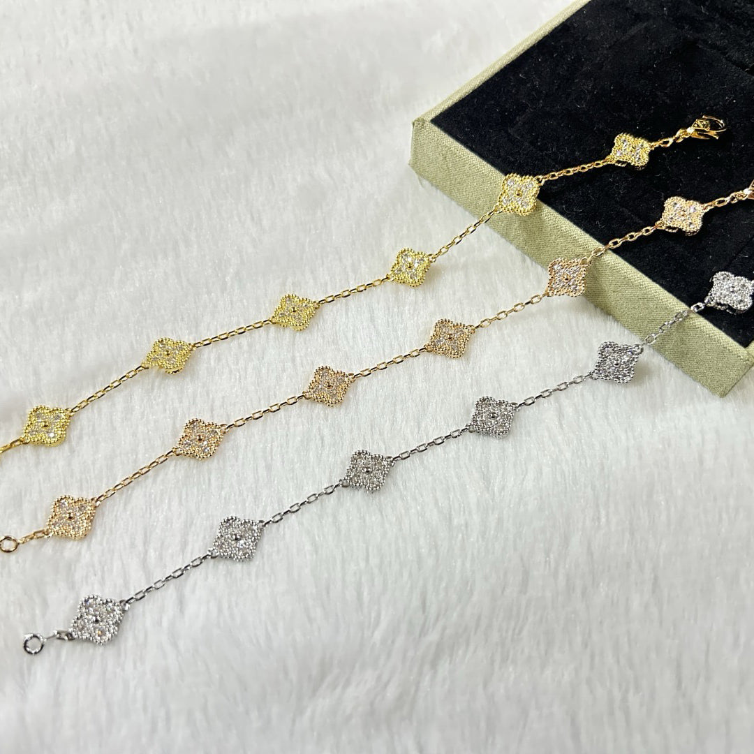 [ElanLuxe Jewelry]CLOVER 6 MOTIF DIAMOND BRACELET