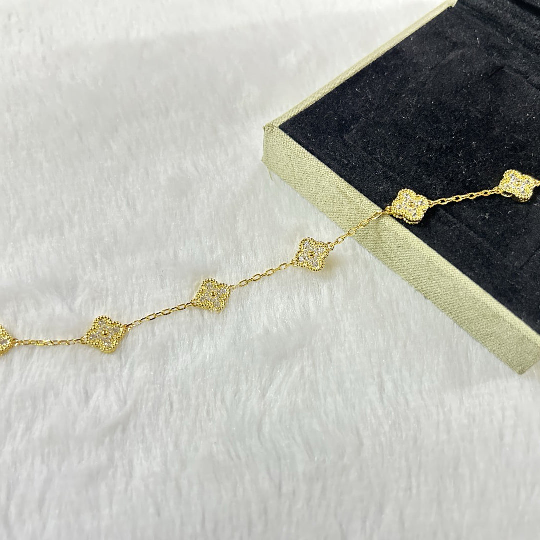 [ElanLuxe Jewelry]CLOVER 6 MOTIF DIAMOND BRACELET