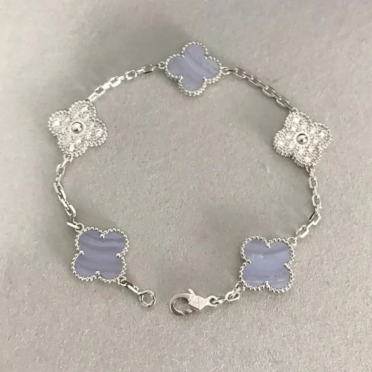[ElanLuxe Jewelry] CLOVER 5 MOTIF PURPLE CHALCEDONY BRACELET COLLECTION