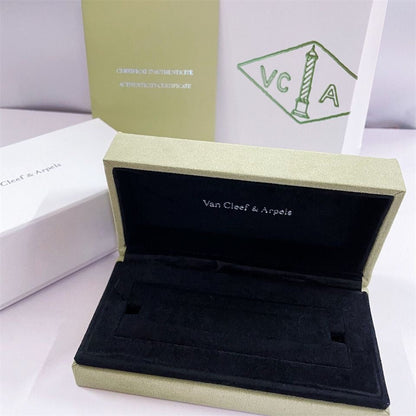 [ElanLuxe Jewelry]VA CLOVER BRACELET NECKLACE RING BOX GIFT BAG