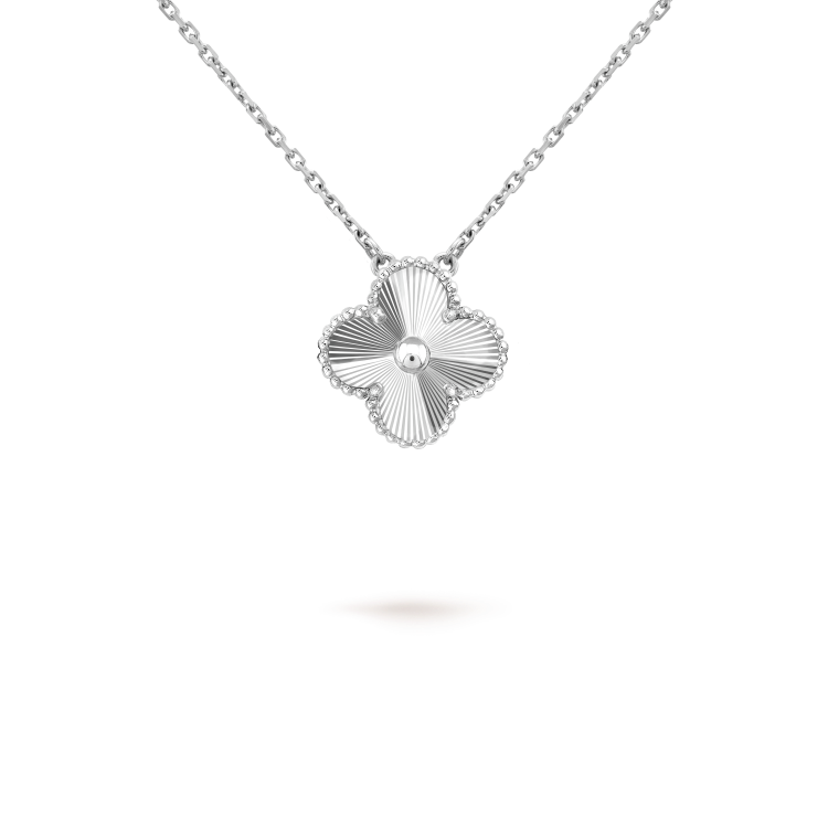 [ElanLuxe Jewelry]CLOVER 15MM NECKLACE SILVER COLLECTION