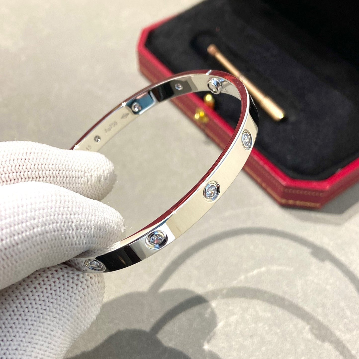 [ElanLuxe Jewelry]LOVE BRACELET 6.1MM 10 DIAMONDS