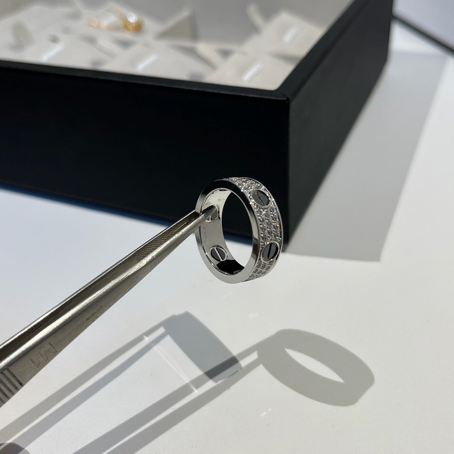 [ElanLuxe Jewelry]LOVE RING 5.5MM DIAMONDS PAVED CERAMIC