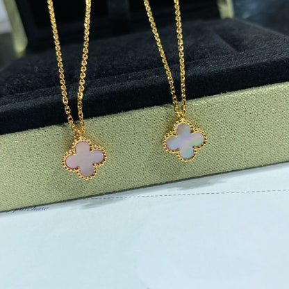 [ElanLuxe Jewelry]CLOVER 9.5MM PINK MOTHER OF PEARL SINGLE FLOWER NECKLACE