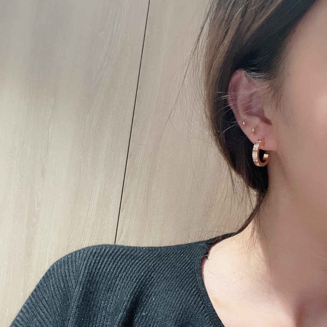 [ElanLuxe Jewelry]LOVE 5.5MM DIAMOND PAVED EARRINGS