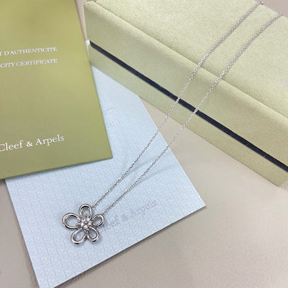 [Elanluxe Jewelry]FLOWERLACE NECKLACE 5 DIAMONDS