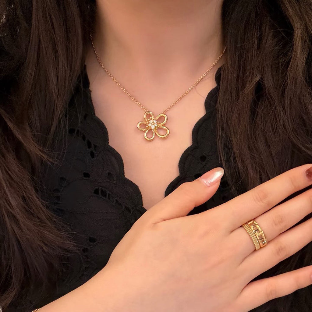 [Elanluxe Jewelry]FLOWERLACE NECKLACE 5 DIAMONDS