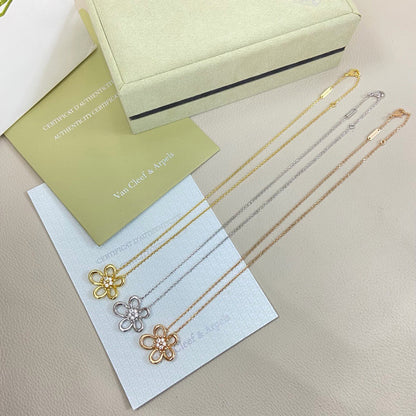 [Elanluxe Jewelry]FLOWERLACE NECKLACE 5 DIAMONDS