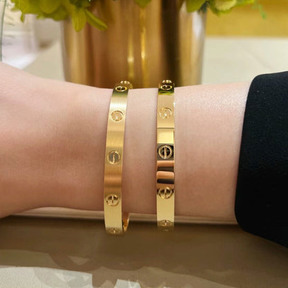 [ElanLuxe Jewelry]LOVE BRACELET 6.1MM BRUSHED