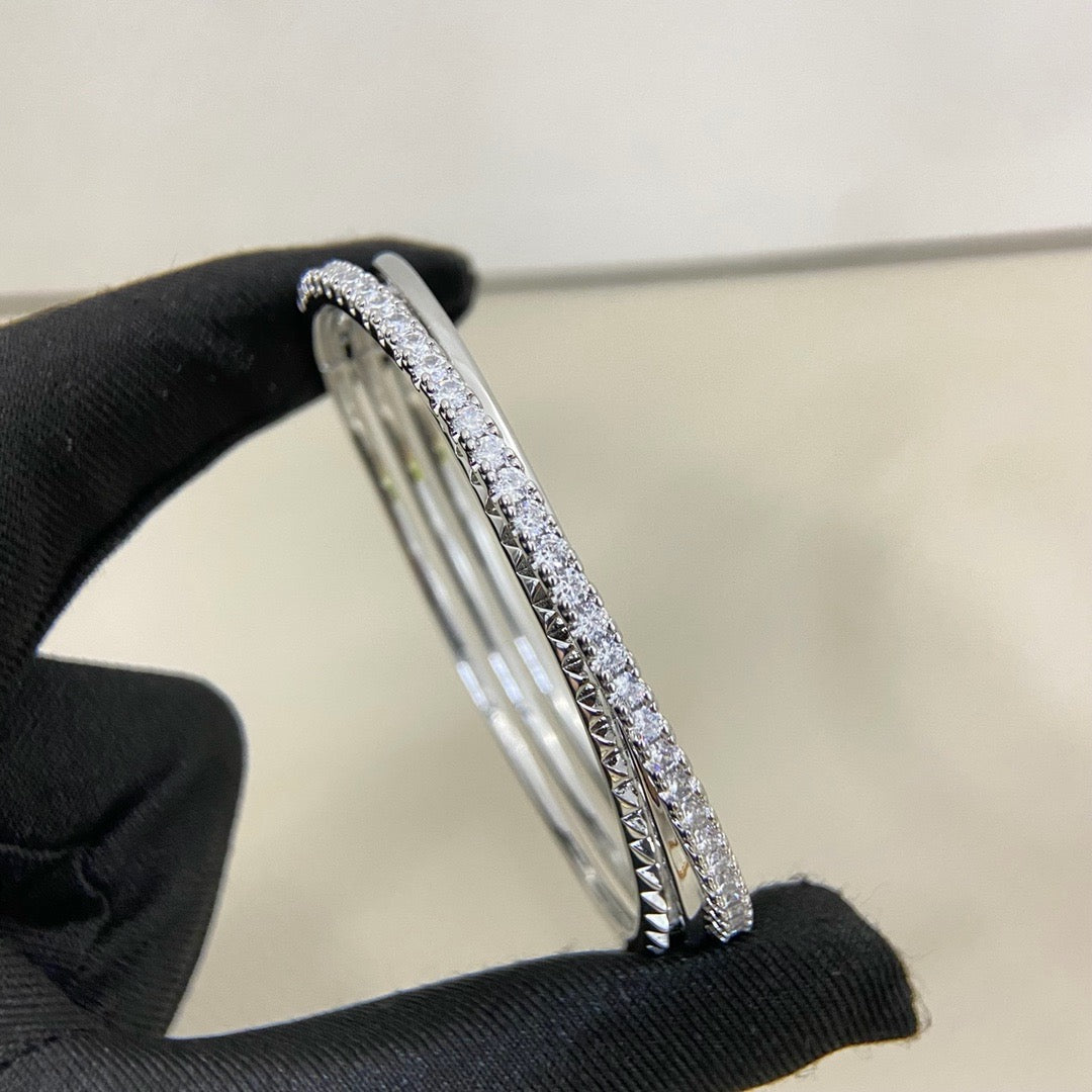 [ElanLuxe Jewelry]ETINCELLE HALF-PAVED DIAMOND BRACELET