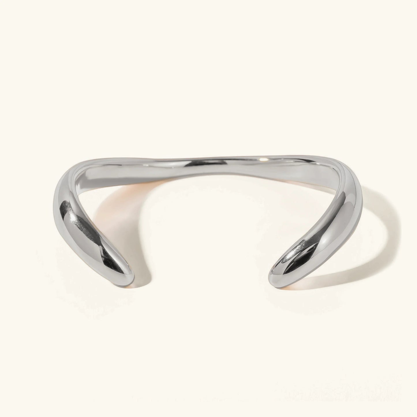 [ElanLuxe]Audrina Contemporary Gold Bangle
