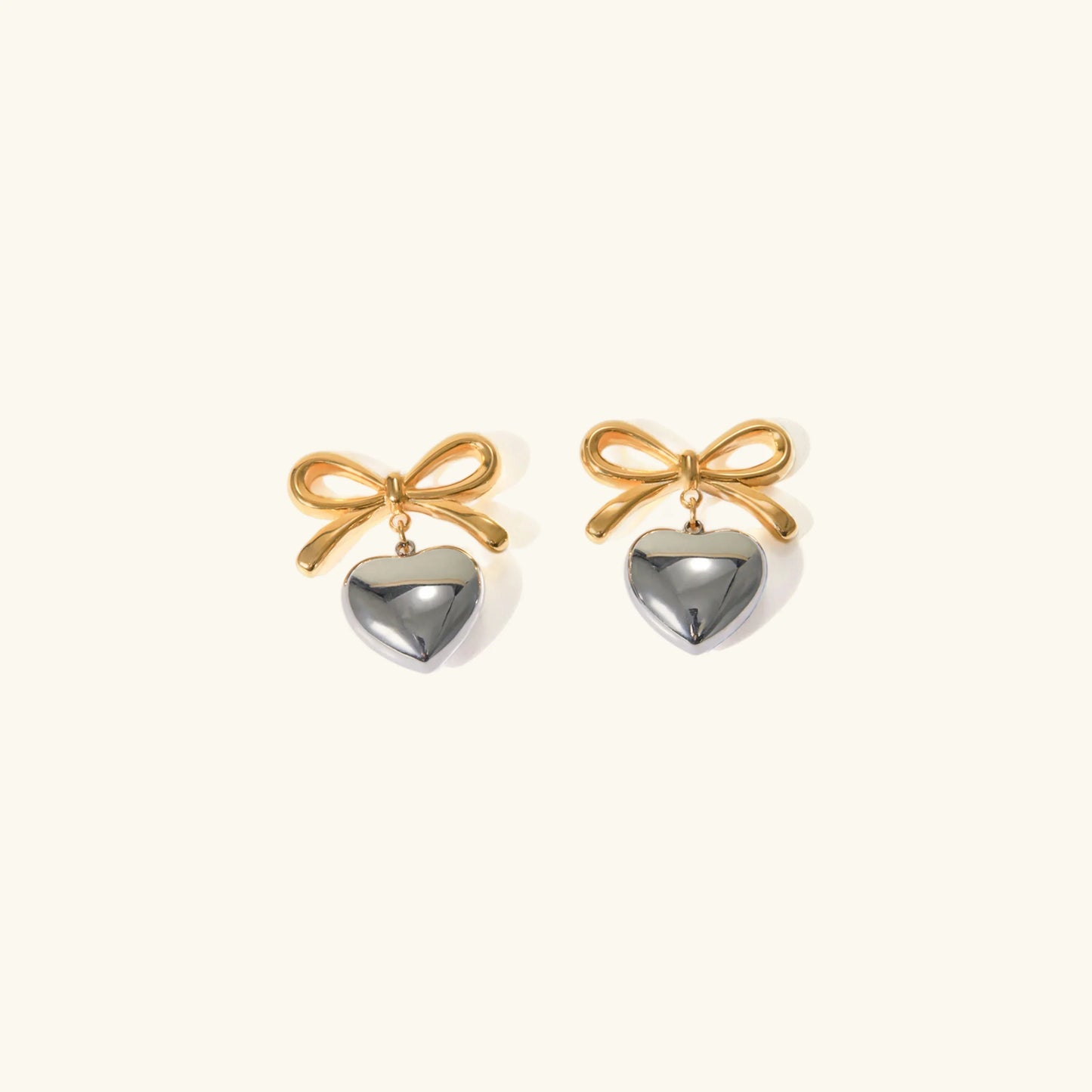 [ElanLuxe]Rowanne Two Tone French Knot Heart Earrings