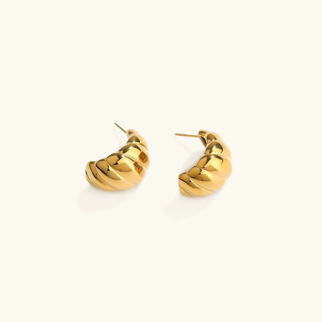 [ElanLuxe]Lucina Gold Huggie Earrings