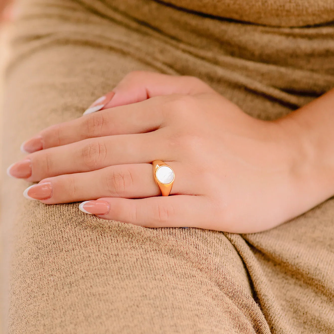 [ElanLuxe]Mother Of Pearl Gold Ring