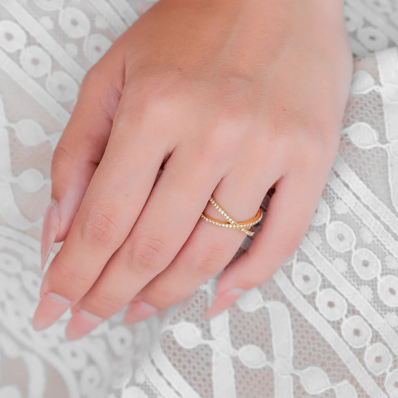 [ElanLuxe]Nia Gold Diamond Cross Ring
