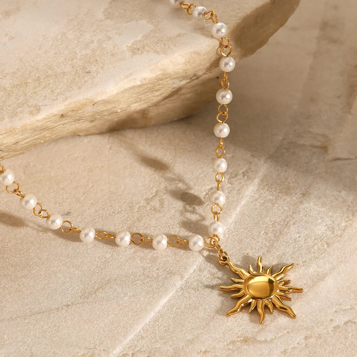 [ElanLuxe]Apollo Sun Pearl Necklace